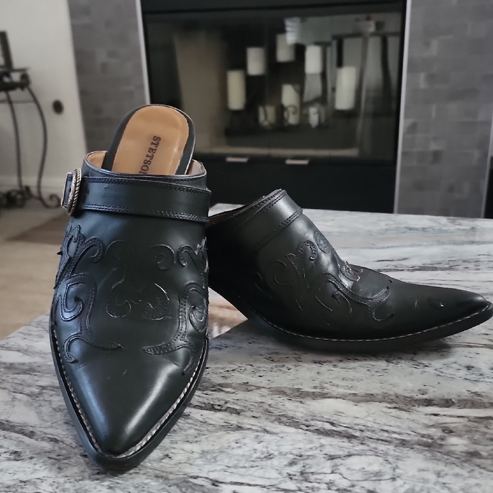 Stetson Western Mules, Size 8.5.